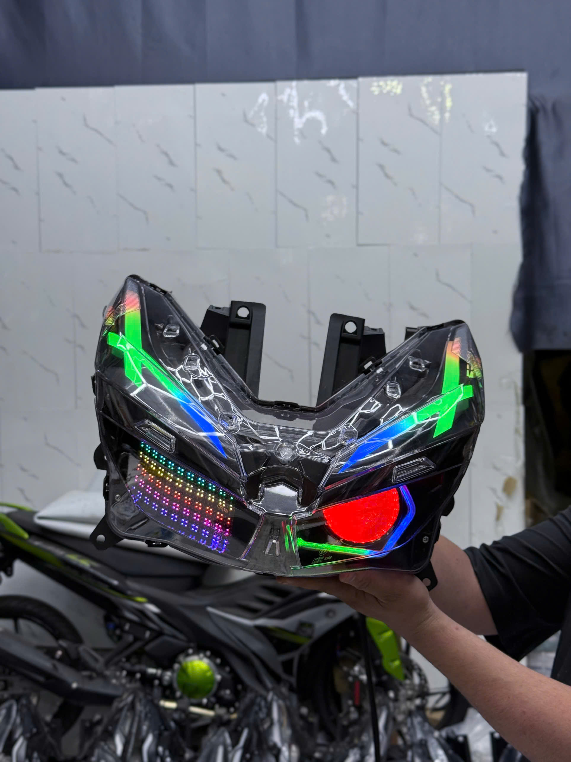 Hậu Vario Nguyên Cụm Chỉnh App